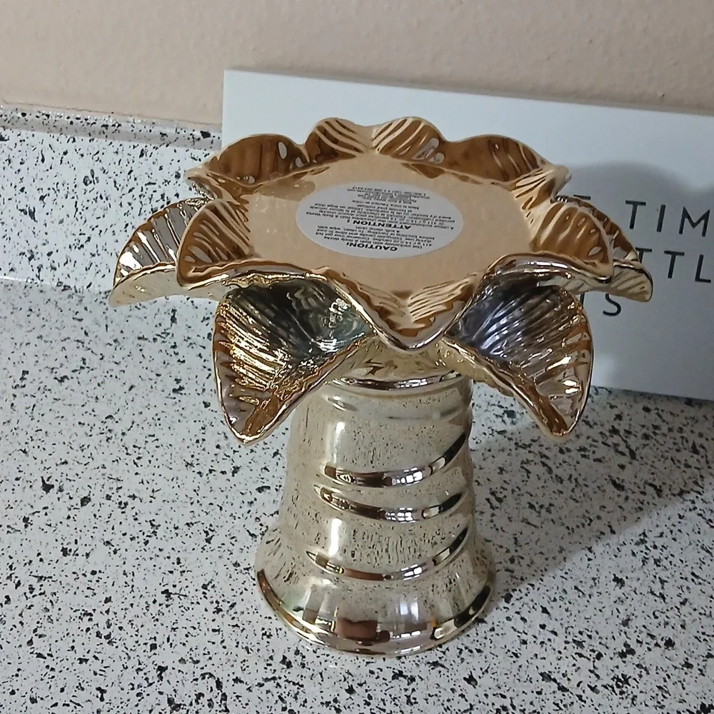 Gold Palm Tree Pedestal Candle Holder | Bath & Body Works - Picture 3 of 5